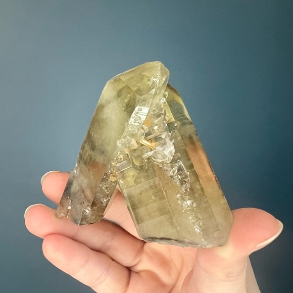 Smoky Citrine Window Quartz Crystal with Druzy - Picture 4 of 10
